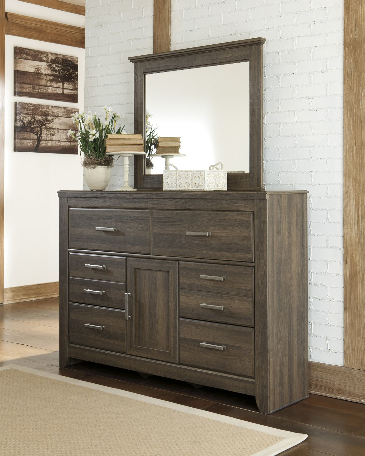 Juararo Dresser & Mirror