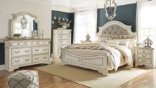 Picture of Realyn 6 Piece Panel Bedroom Set