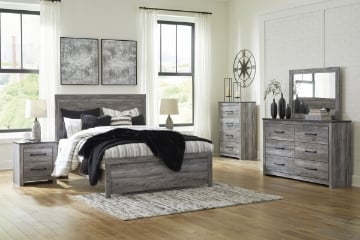 Picture of Bronyan 6-Piece Queen Panel Bedroom Set