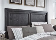 Picture of Foyland King Storage Bed