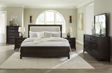Picture of Neymorton 6-Piece Queen Panel Bedroom Set