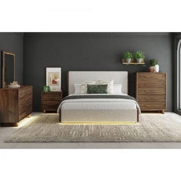 Picture of Kierland 6-Piece Queen Upholstered Bedroom Set