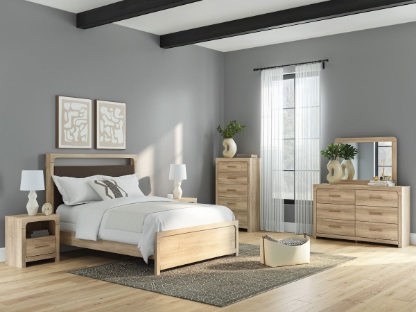 Picture of Westwood 6-Piece Queen Panel Bedroom Set